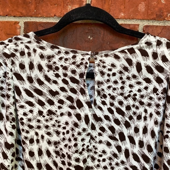 Express Womens XL Animal Print Cropped Boxy Keyhole Back Top Shoulder Pads - Picture 4 of 9